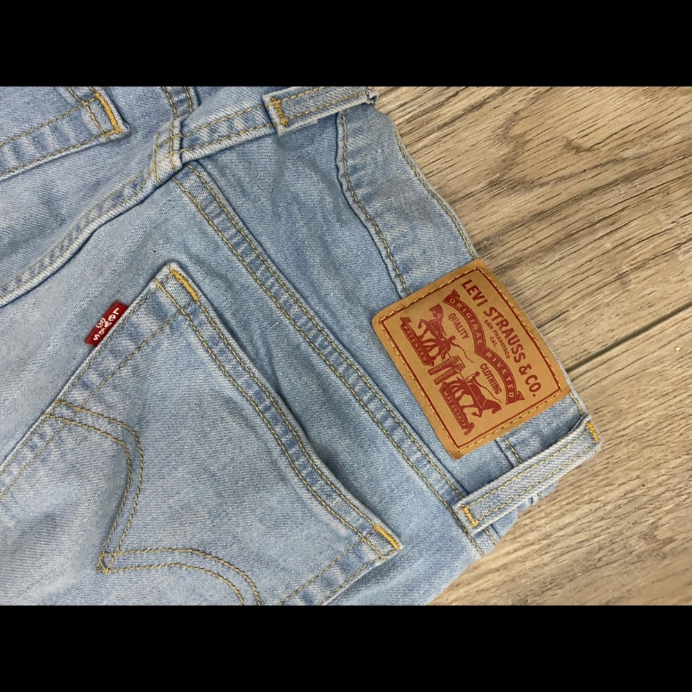 Levi’s jeans - Picture 2 of 3
